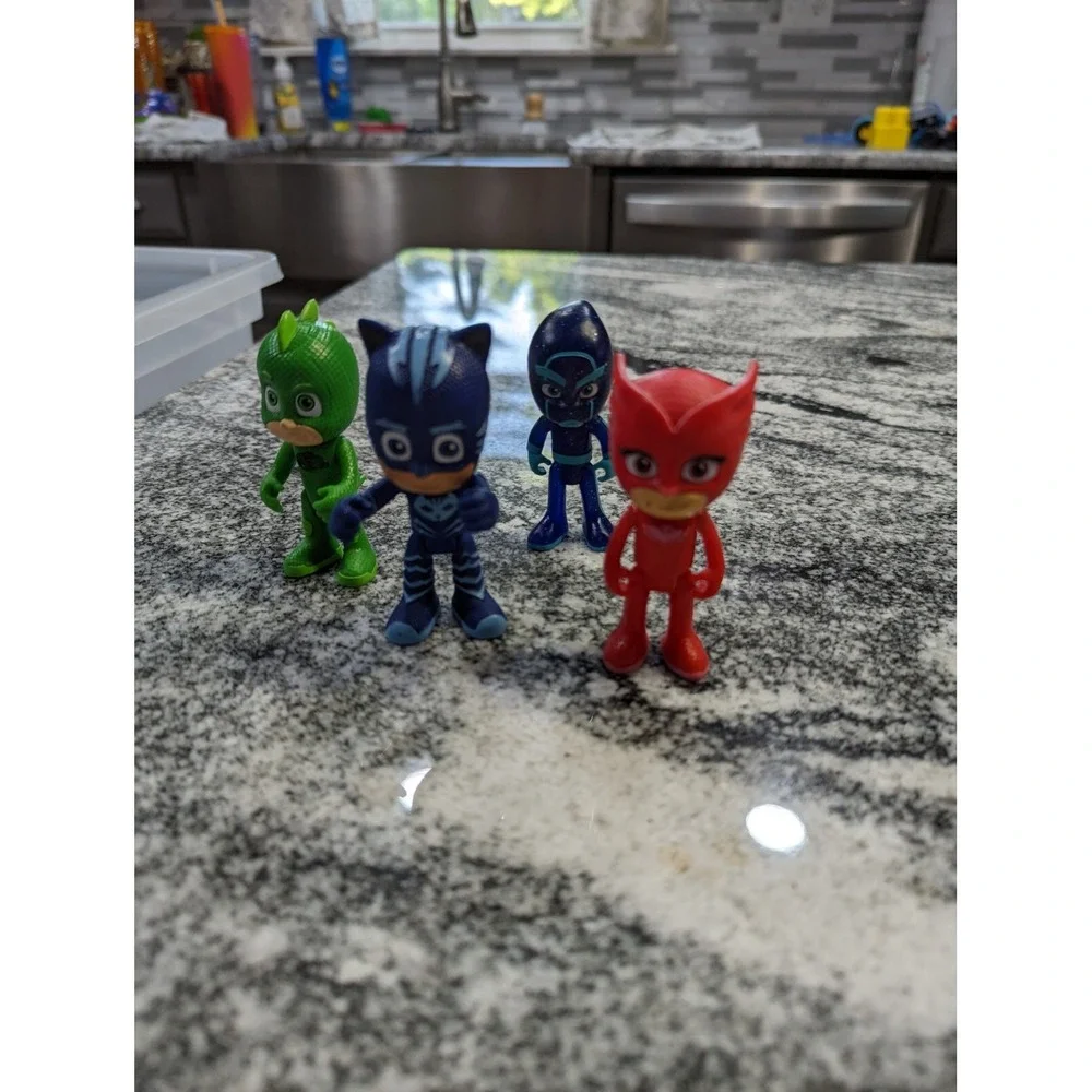 Lot Of 4 PJ Mask Figures Action Figures Cake Toppers